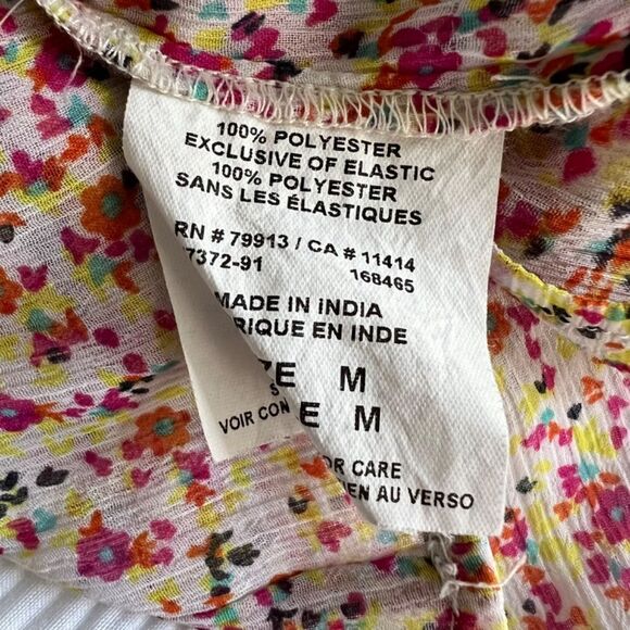 A Pea in the Pod Maternity Redefined Top size M - Picture 5 of 5